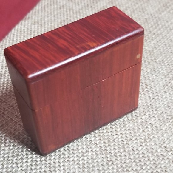 Handcarved Wooden Ring Box - Ring Bearer - Slim - Picture 3 of 7